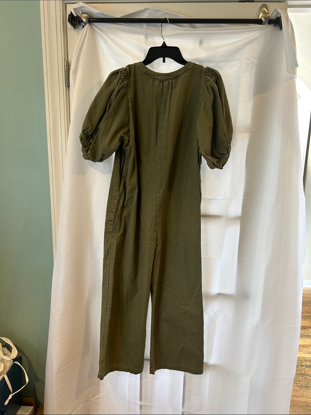 The Great. Army Green scoop neck jumpsuit cropped size 1 Small coastal chic - Picture 8 of 12